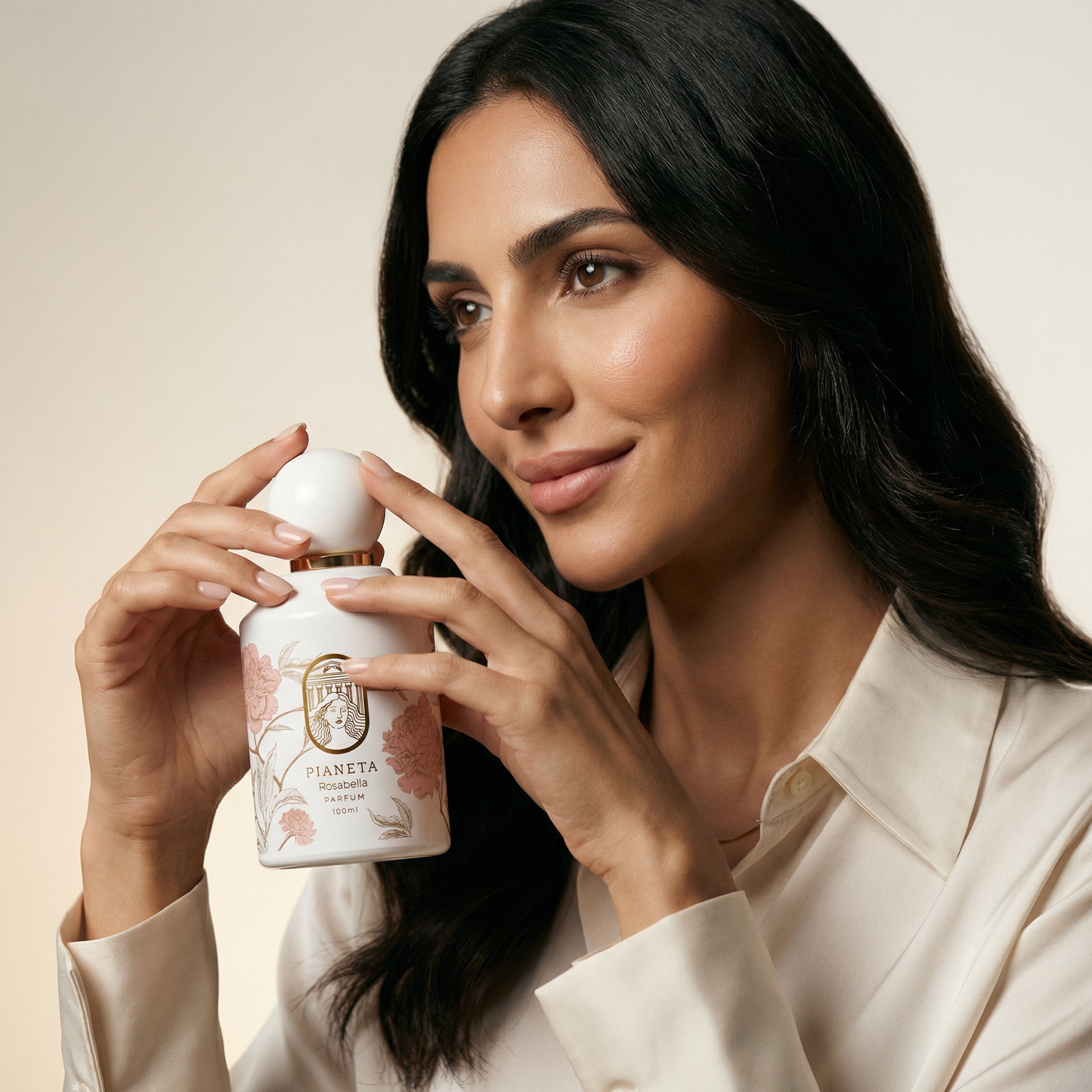 عطر روزابيلا